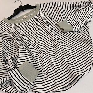 Hem & Thread Preppy Mono Stripe Cropped Sweatshirt w/Ribbed Sage Green Trim S